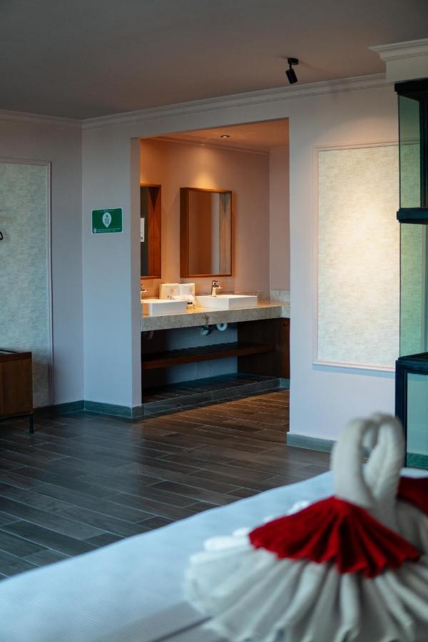 Hotel Mid Project Mérida Extérieur photo